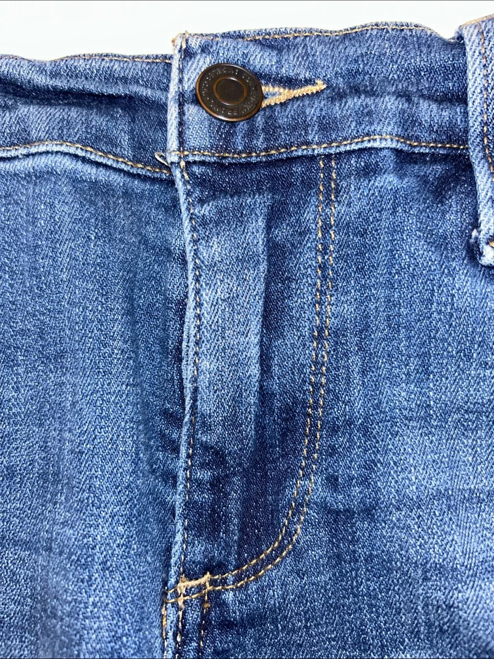 Lucky Brand Women's Easy Rider Mid Wash Blue Straight-Leg Jeans size 6 - Picture 7 of 14